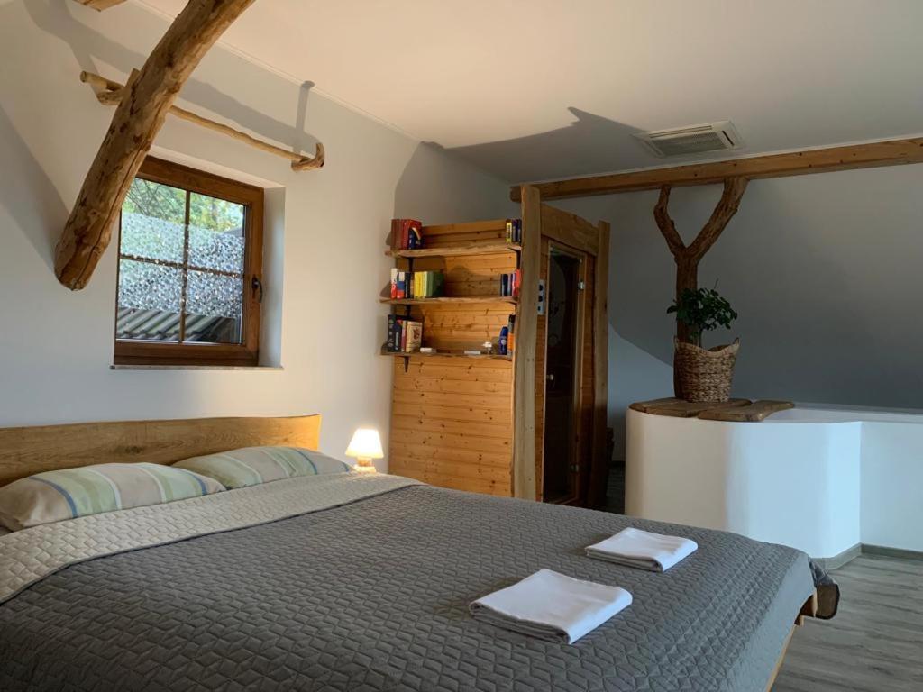 Zerko Holiday Home - Vineyard Chalet With Sauna And Jacuzzi Free Mirna Kültér fotó