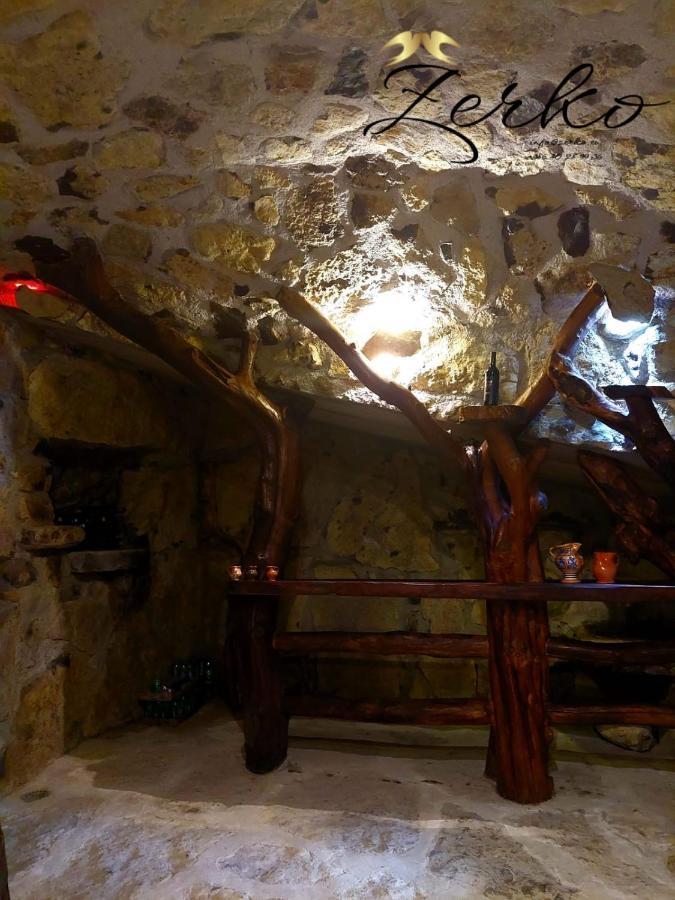 Zerko Holiday Home - Vineyard Chalet With Sauna And Jacuzzi Free Mirna Kültér fotó