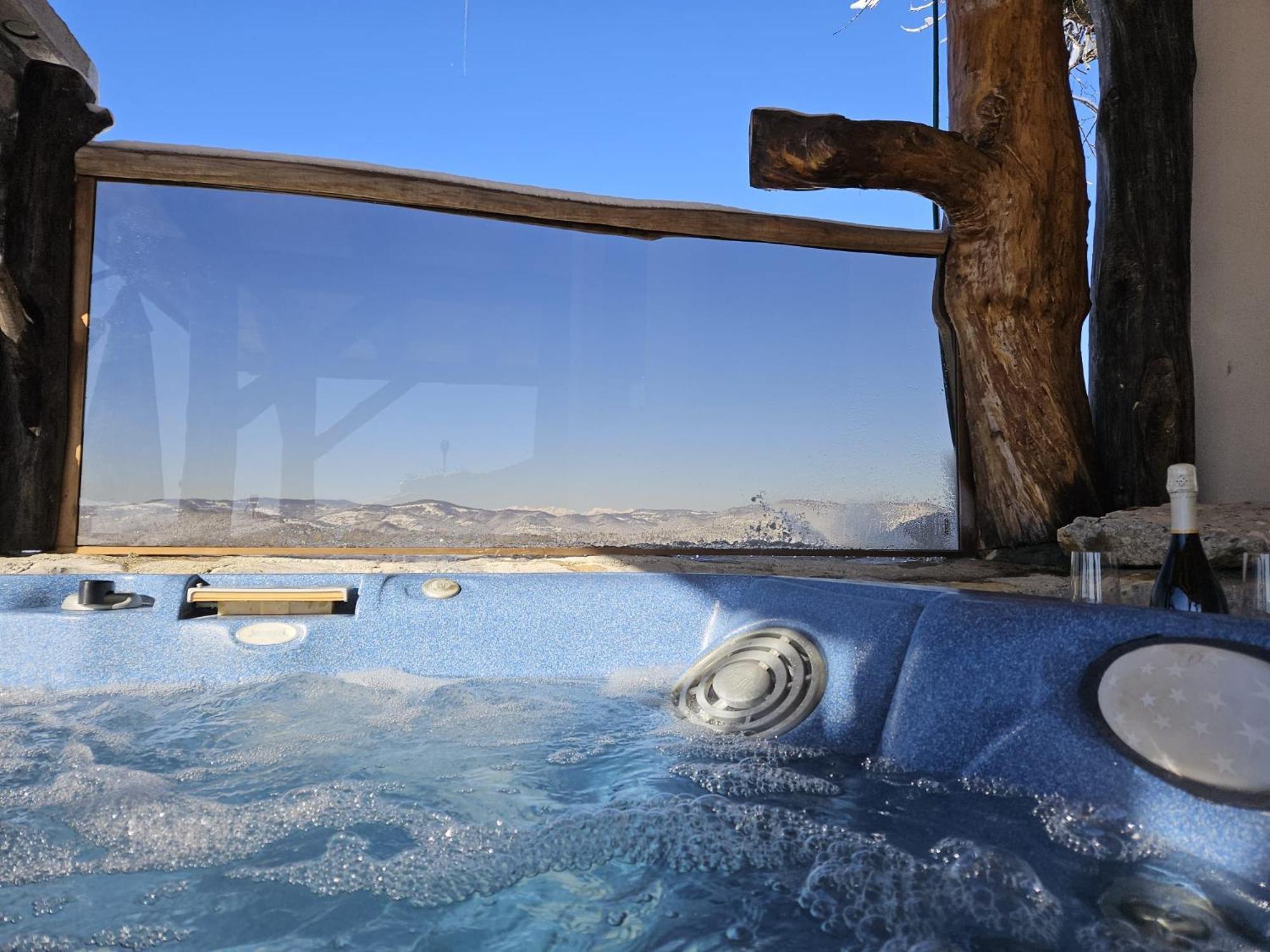 Zerko Holiday Home - Vineyard Chalet With Sauna And Jacuzzi Free Mirna Kültér fotó